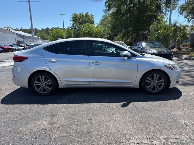 Used 2018 Hyundai Elantra SEL w/ Cargo Package FWD image 3
