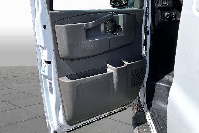 Used 2020 GMC Savana 2500 w/ Driver Convenience Package RWD image 40