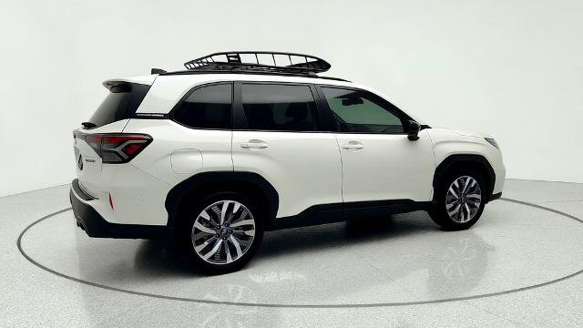 Used 2025 Subaru Forester Touring w/ Popular Package - Touring AWD/4WD image 8