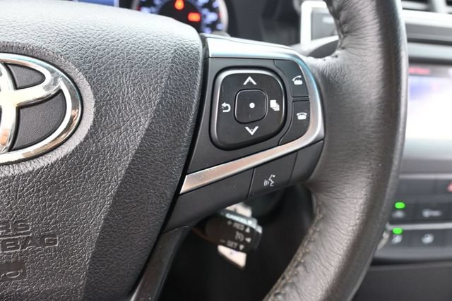 Used 2017 Toyota Camry SE FWD image 16
