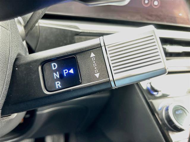 Used 2025 Hyundai Santa Fe SEL FWD image 16