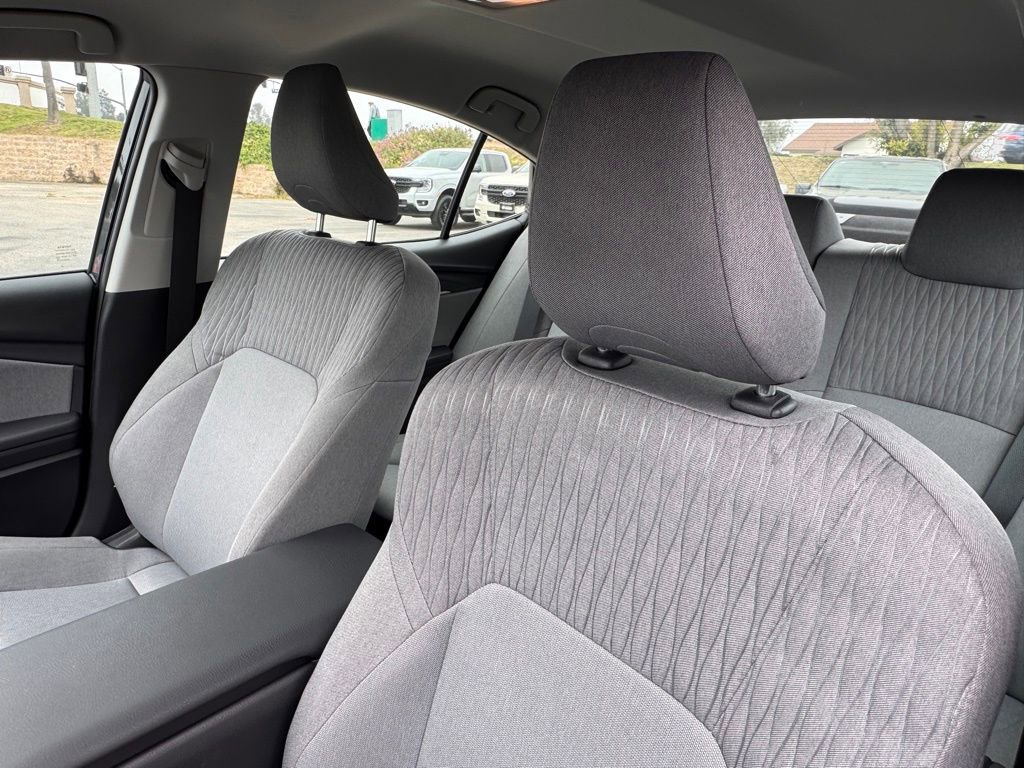 Used 2025 Toyota Camry LE FWD image 19