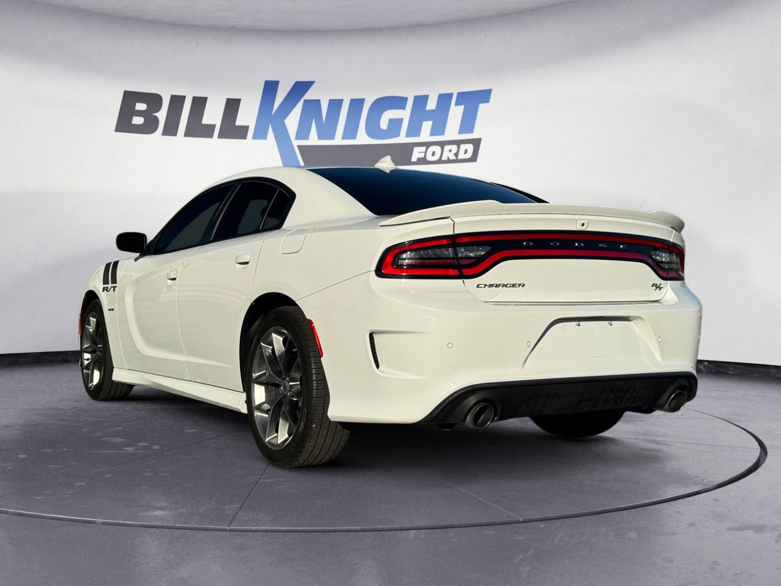 Used 2019 Dodge Charger R/T w/ Plus Group image 3