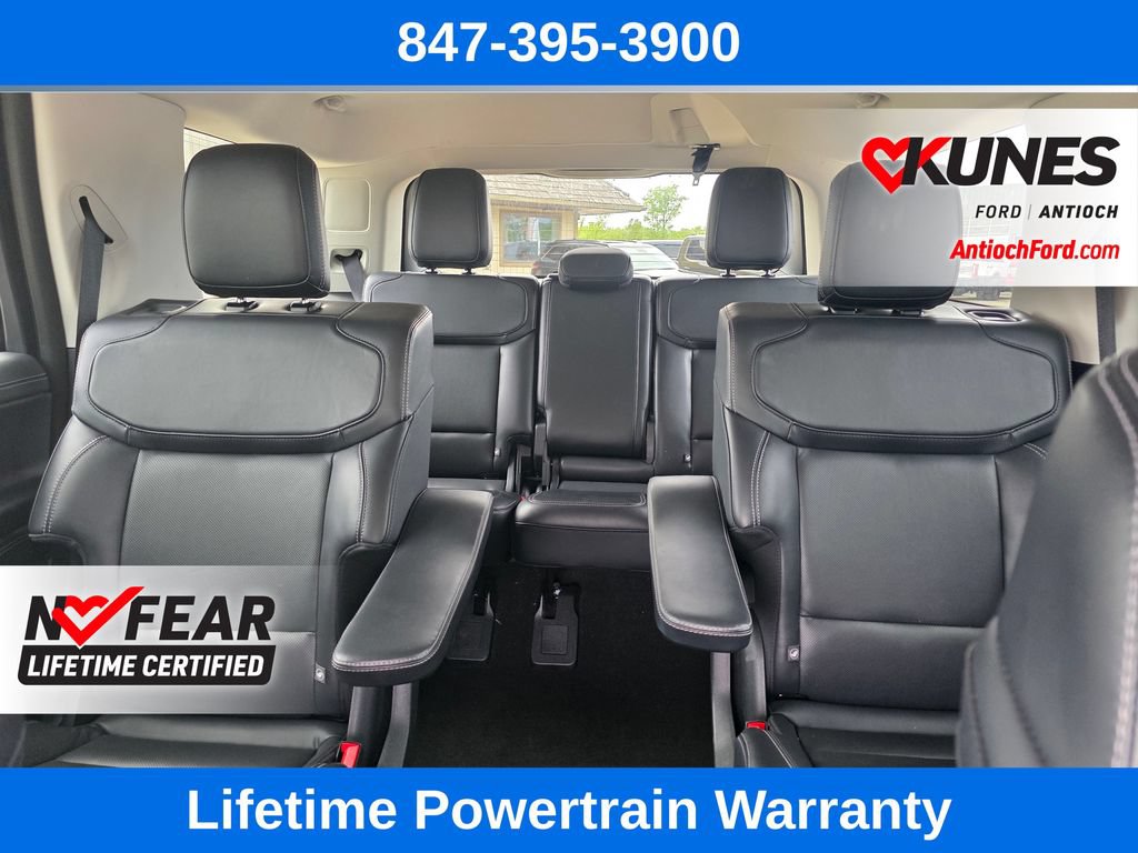 Certified 2025 Ford Expedition Platinum AWD/4WD image 15
