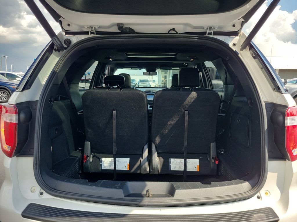 Certified 2019 Ford Explorer XLT w/ Equipment Group 202A AWD/4WD image 10