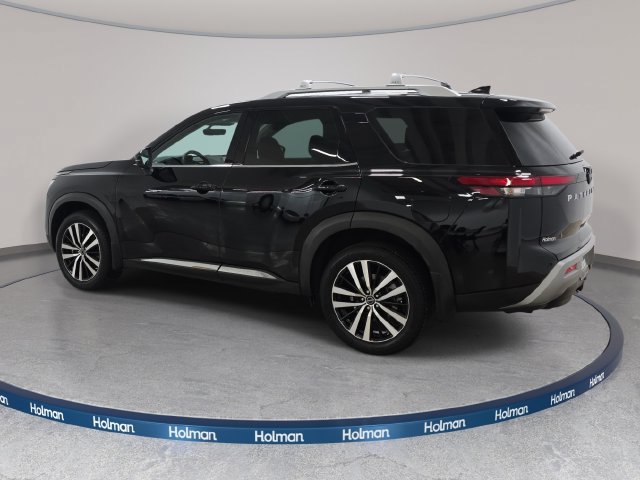 Used 2025 Nissan Pathfinder Platinum w/ Cargo Package AWD/4WD image 8