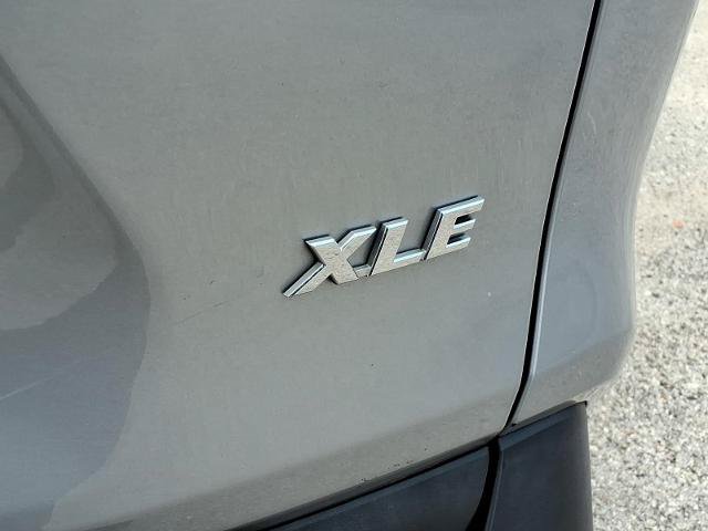 Used 2024 Toyota RAV4 XLE FWD image 11