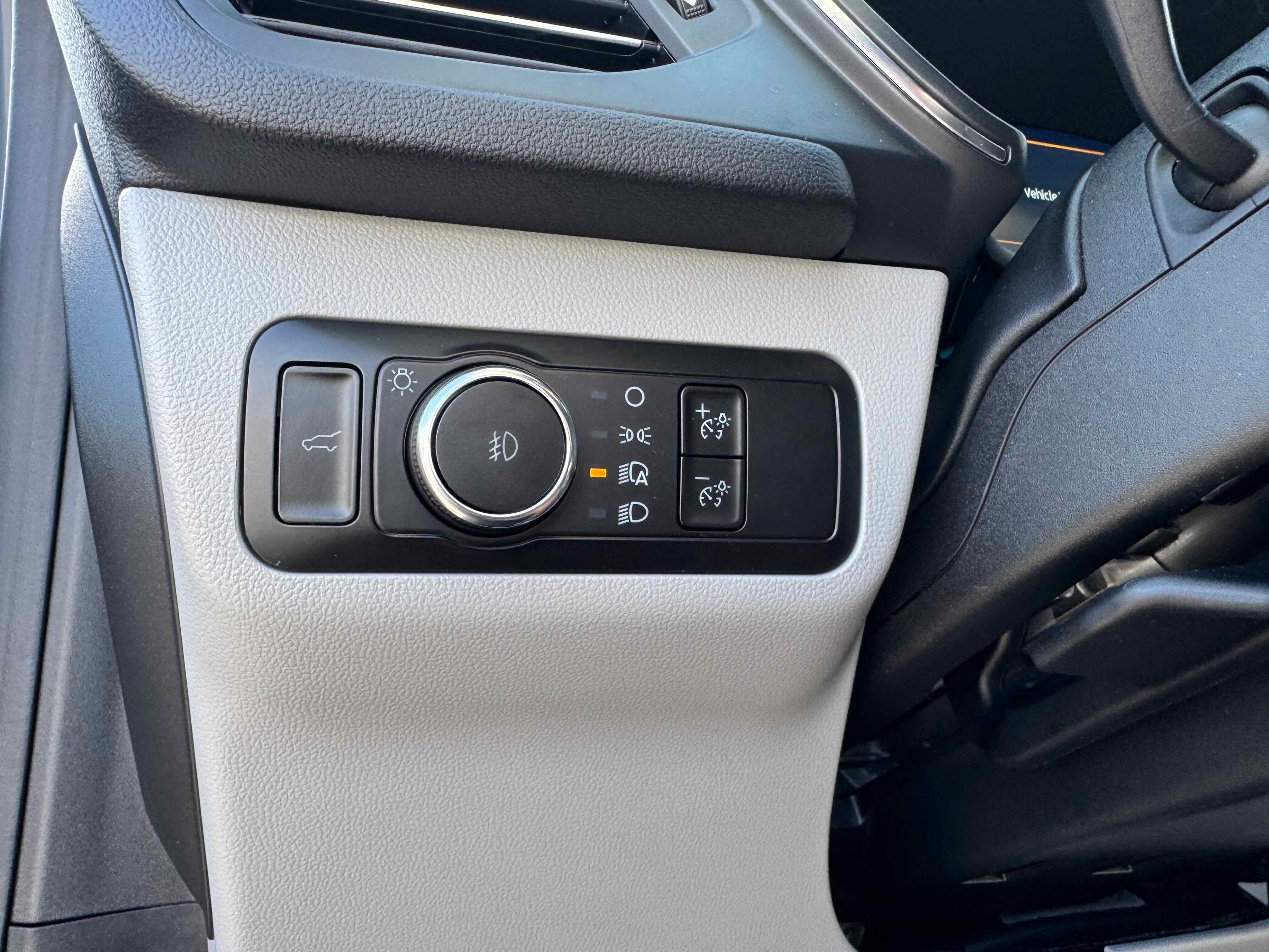 Certified 2023 Ford Escape Platinum w/ Premium Technology Package image 25