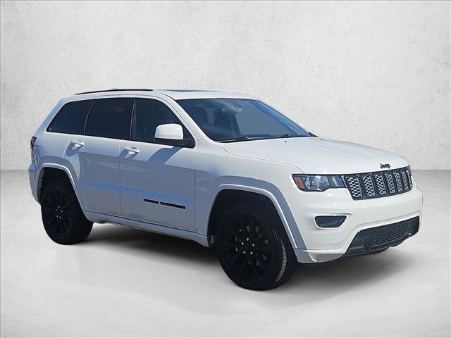 Used 2021 Jeep Grand Cherokee Laredo X AWD/4WD image 4