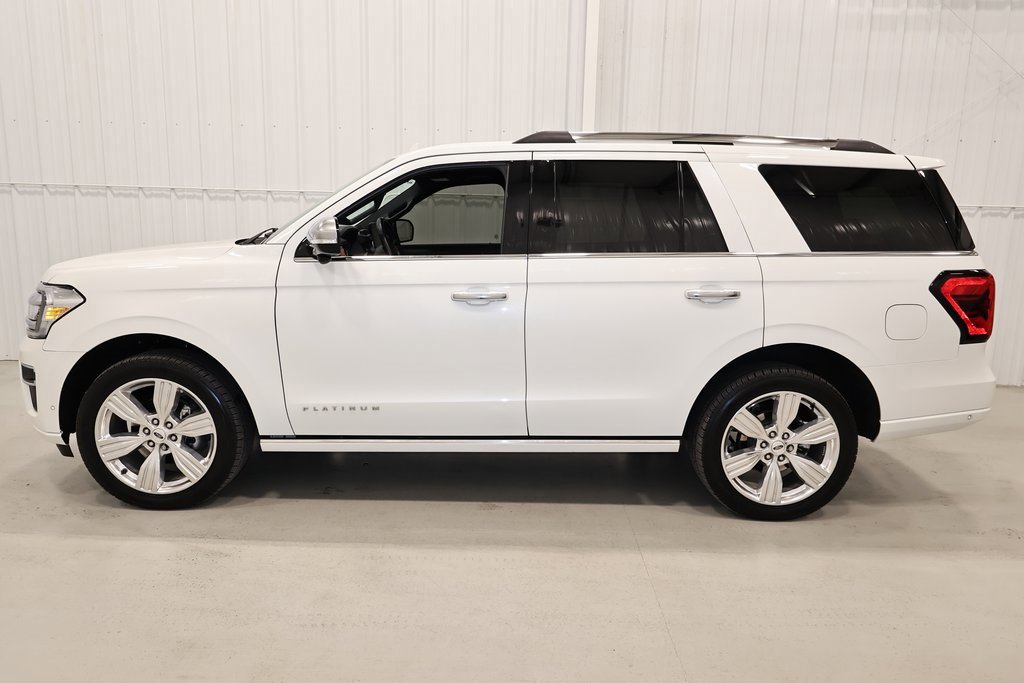 Certified 2024 Ford Expedition Platinum image 2