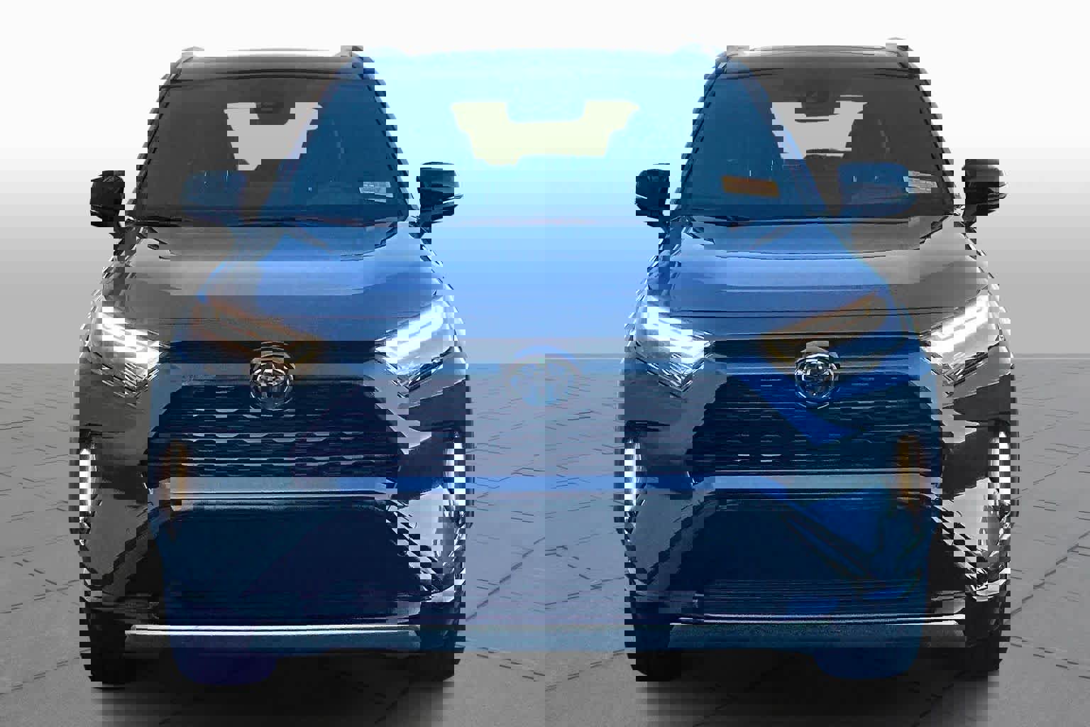 Used 2022 Toyota RAV4 XSE image 3