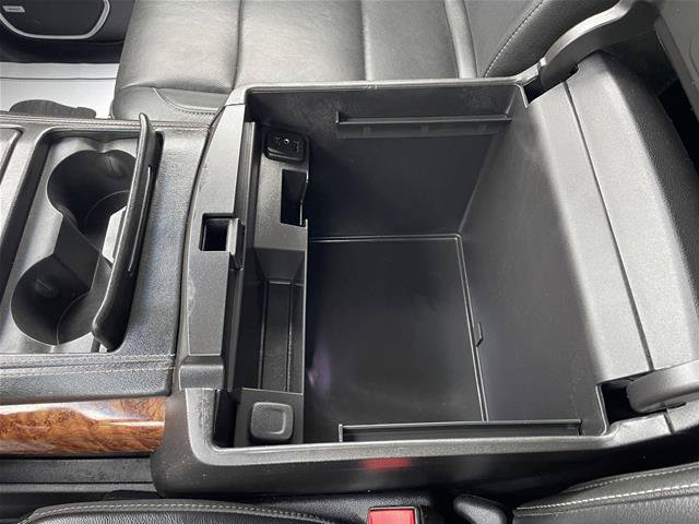 Used 2018 Chevrolet Suburban Premier w/ Max Trailering Package AWD/4WD image 34