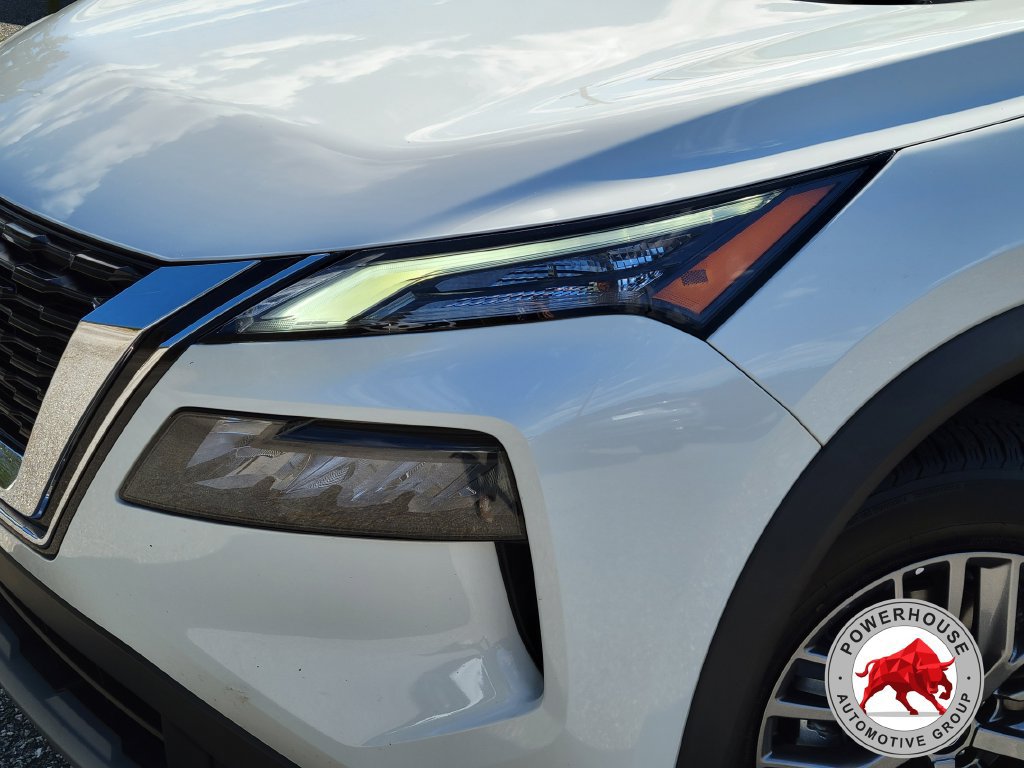 Used 2023 Nissan Rogue S AWD/4WD image 11