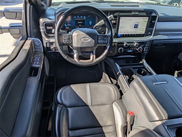 Certified 2025 Ford F450 Platinum w/ FX4 Off-Road Package image 14