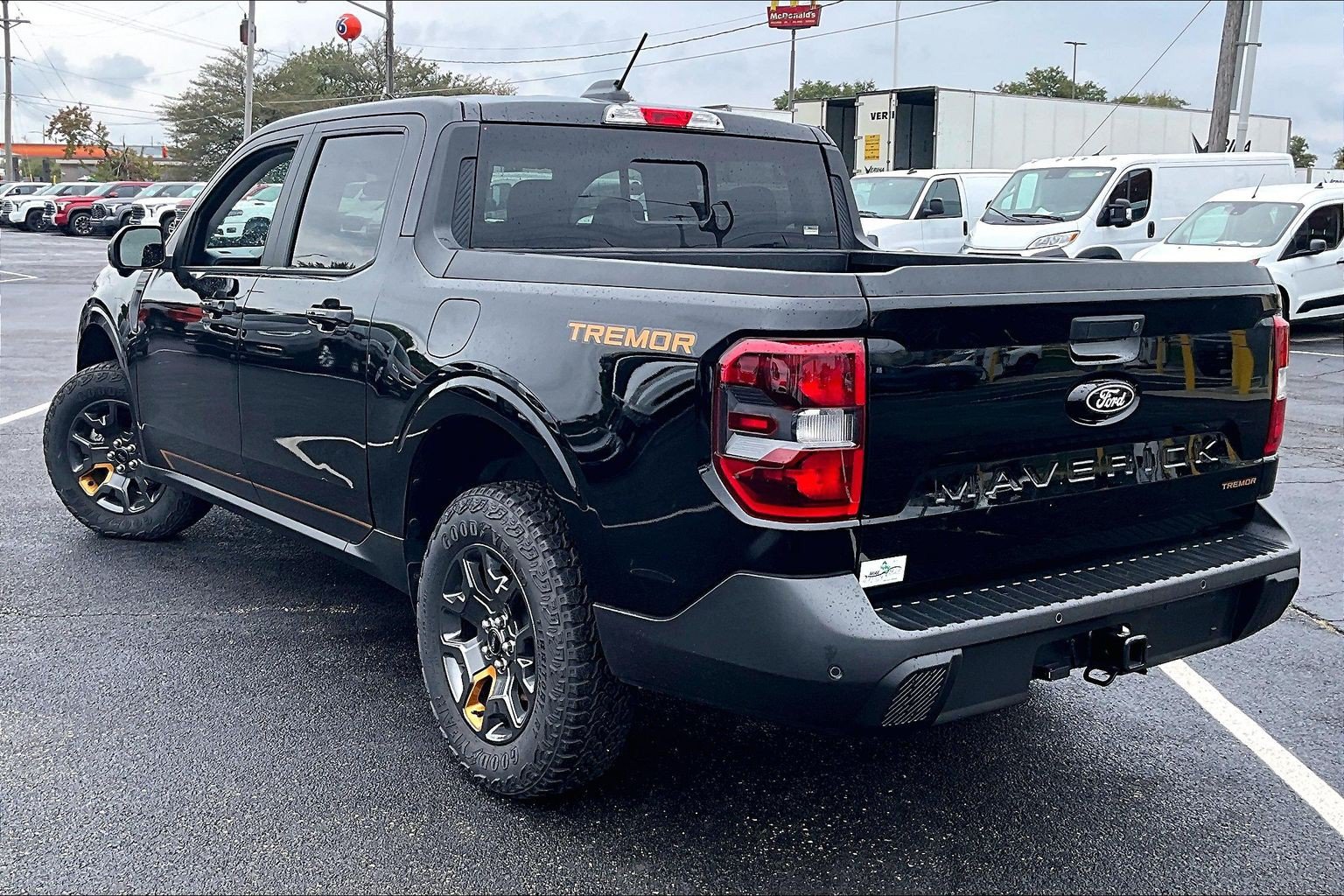 Certified 2025 Ford Maverick Tremor AWD/4WD image 6