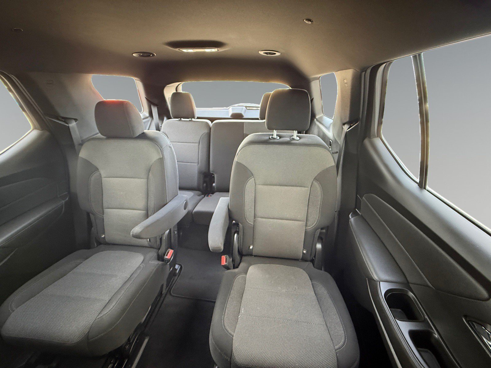 Used 2023 Chevrolet Traverse LT AWD/4WD image 19