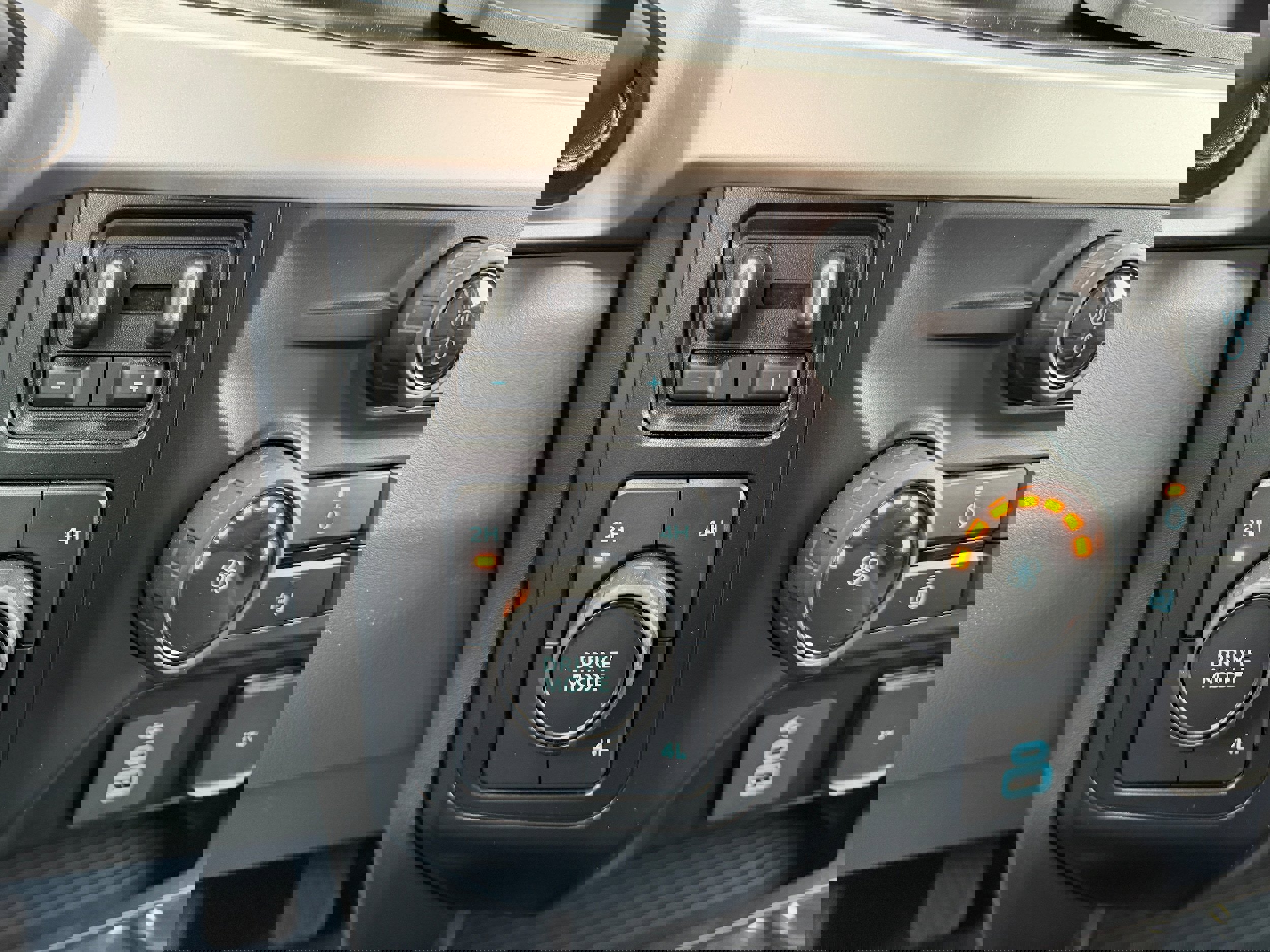 Certified 2025 Ford F250 XLT image 19