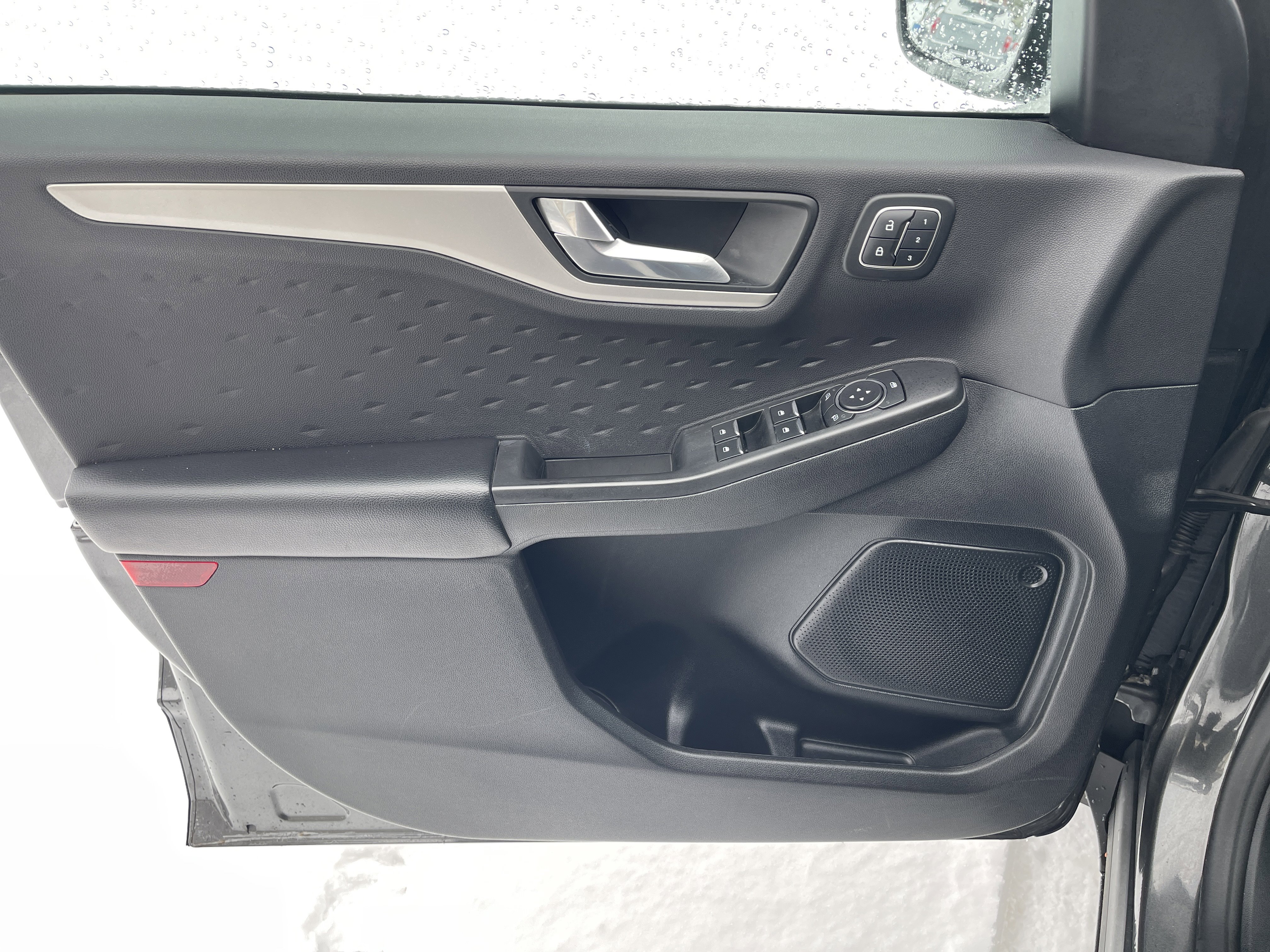 Certified 2020 Ford Escape SEL image 13