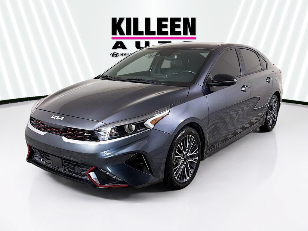 Used 2023 Kia Forte GT-Line w/ GT-Line Premium Package FWD image 3