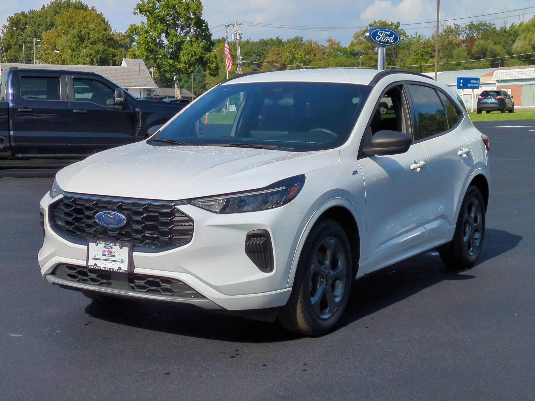 Certified 2023 Ford Escape ST-Line w/ Tech Pack #1 AWD/4WD image 7