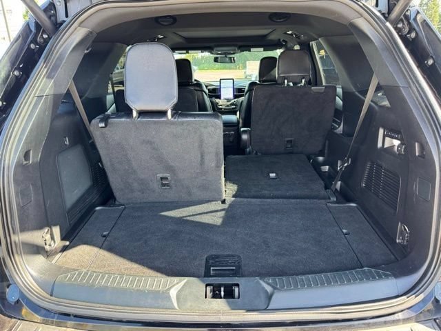 Certified 2020 Ford Explorer ST w/ Premium Technology Package AWD/4WD image 32