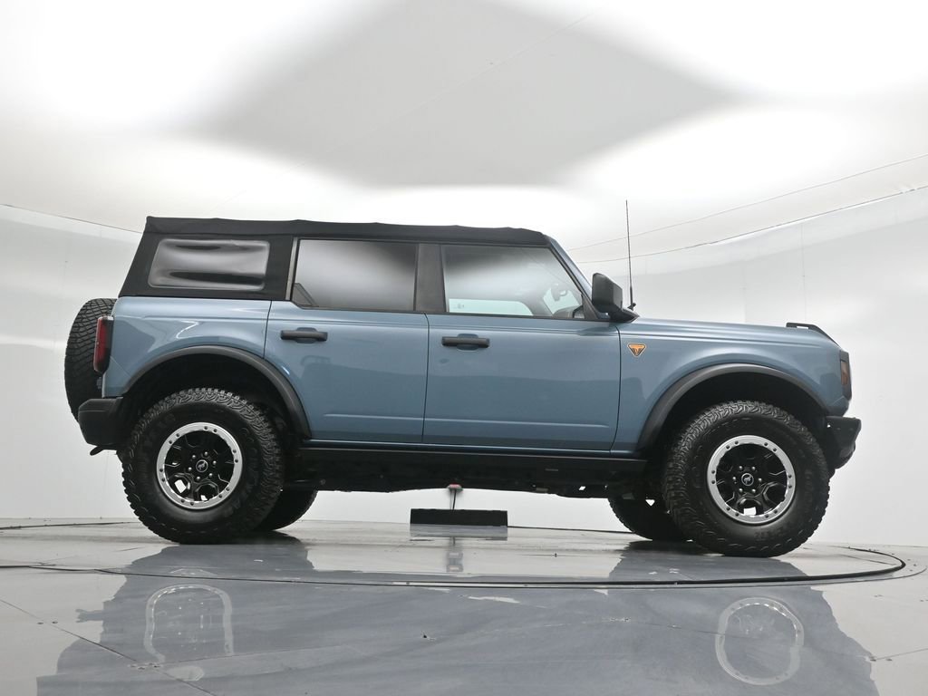 Certified 2021 Ford Bronco Badlands w/ Sasquatch Package image 48