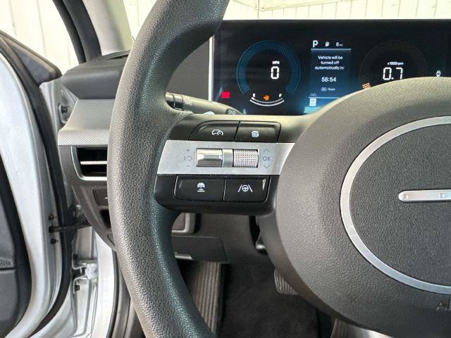 Used 2025 Hyundai Sonata SEL FWD image 27