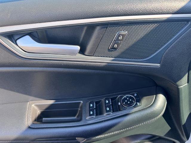 Certified 2024 Ford Edge SEL image 13