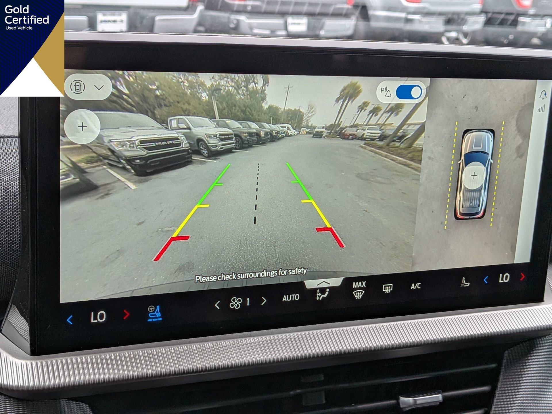 Certified 2025 Ford Explorer ST image 26