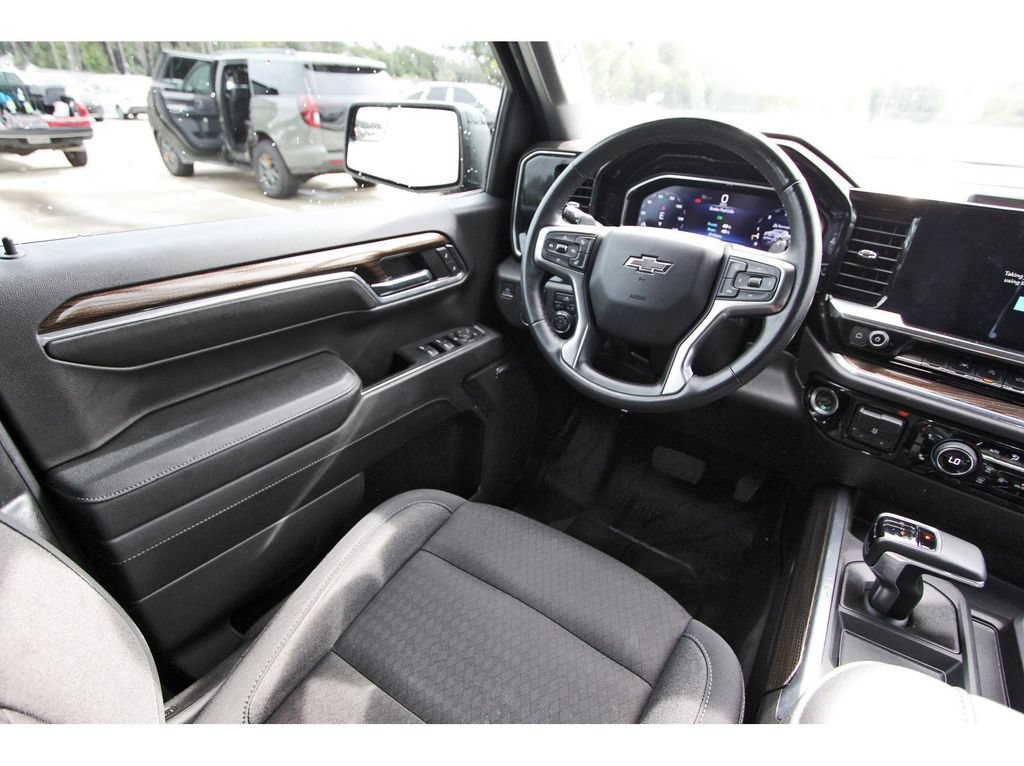 Used 2024 Chevrolet Silverado 1500 RST w/ Texas Edition Plus RWD image 10