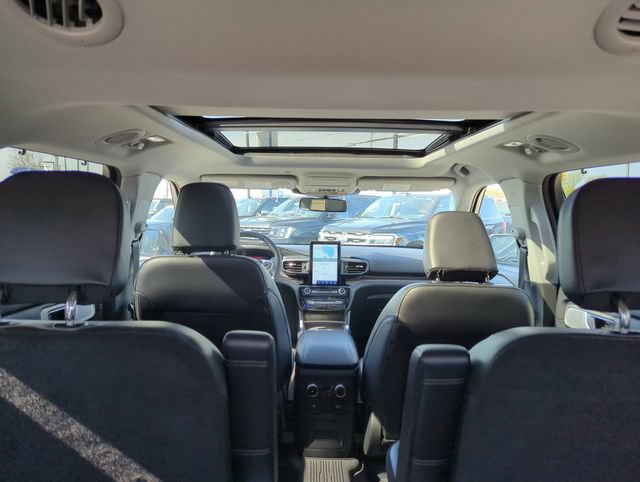 Certified 2023 Ford Explorer Limited w/ Limited Technology Package AWD/4WD image 19
