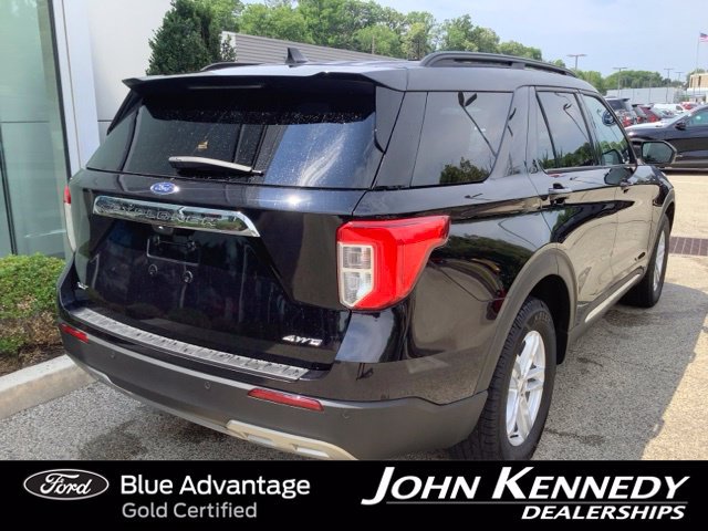 Certified 2023 Ford Explorer XLT w/ Equipment Group 202A AWD/4WD image 3