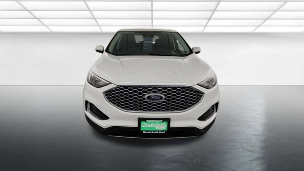 Certified 2023 Ford Edge SEL w/ Convenience Package image 2