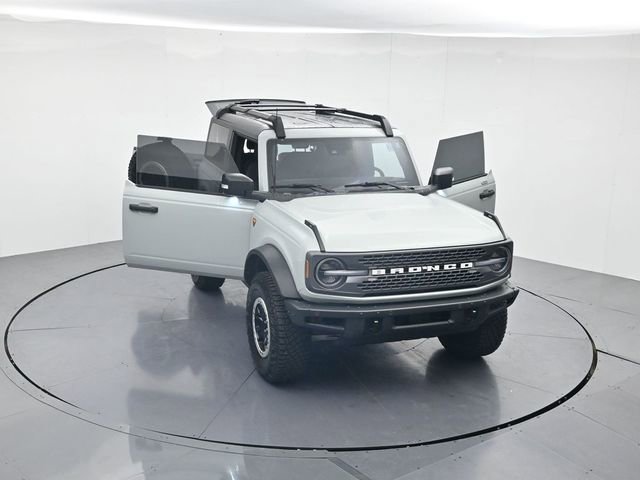Certified 2023 Ford Bronco Badlands image 48