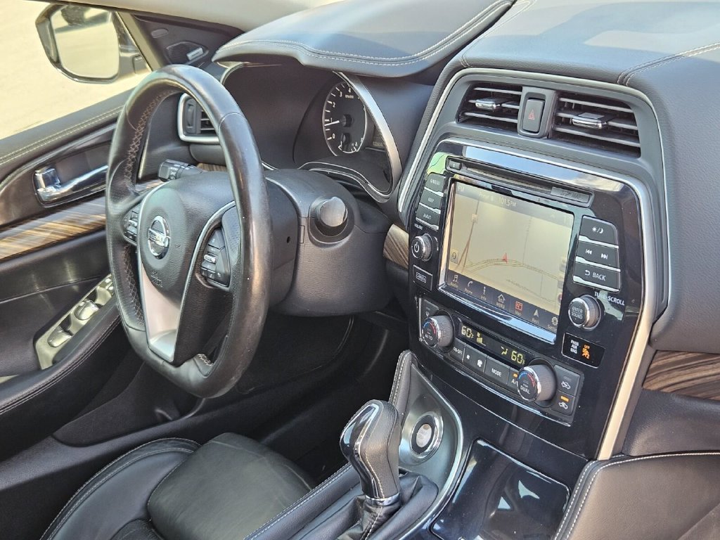Used 2017 Nissan Maxima Platinum FWD image 12