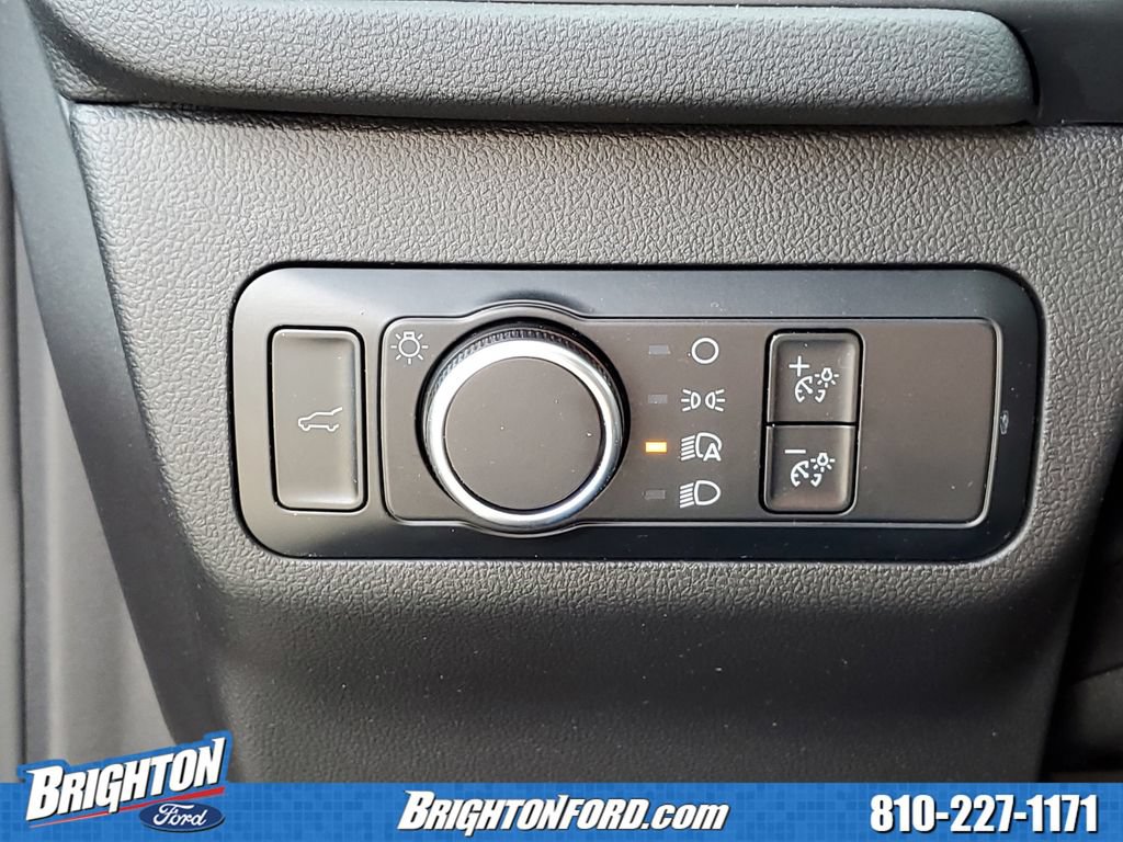 Certified 2024 Ford Escape ST-Line w/ Tech Pack #1 AWD/4WD image 18