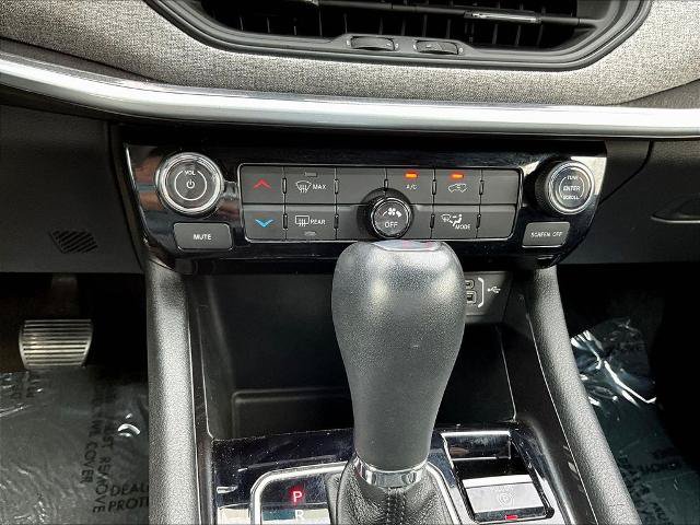 Used 2024 Jeep Compass Latitude AWD/4WD image 15