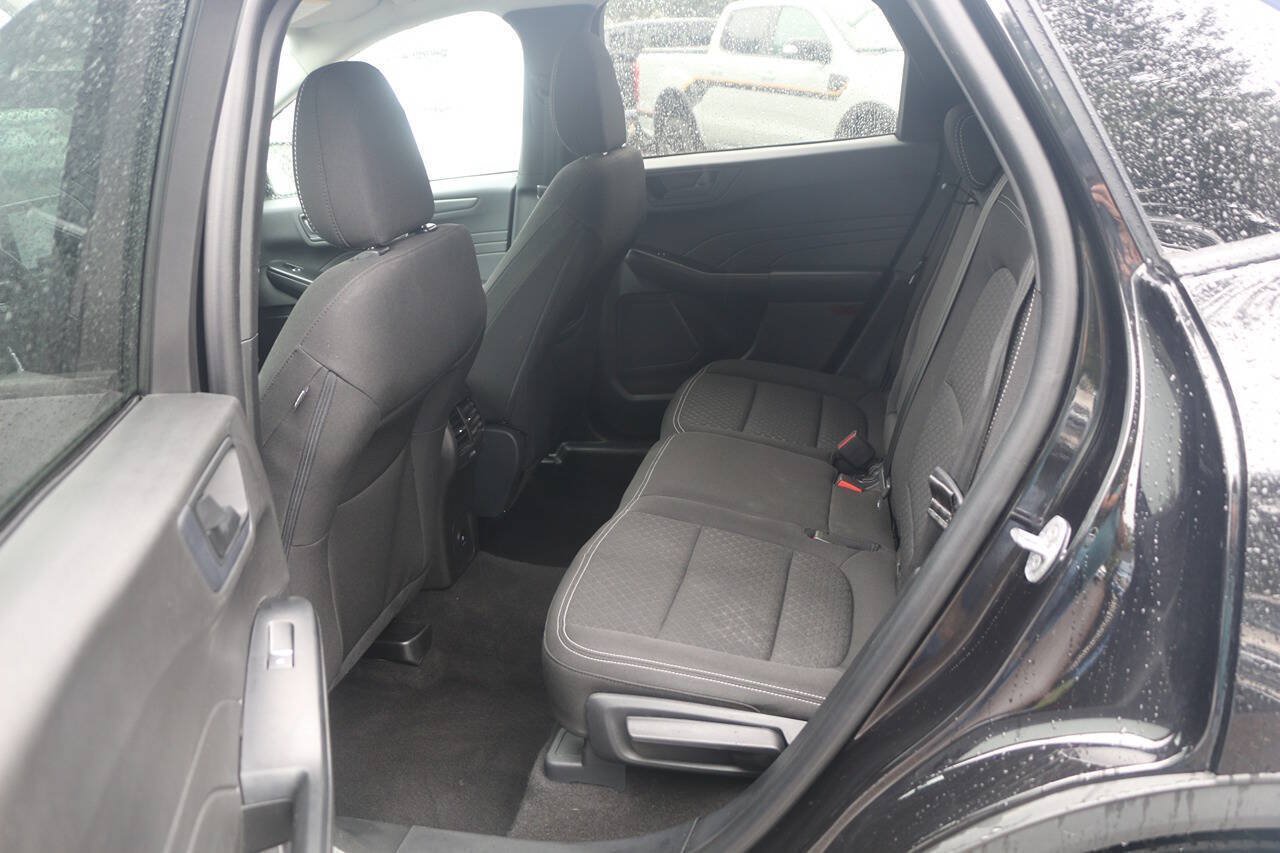 Certified 2024 Ford Escape Active AWD/4WD image 14