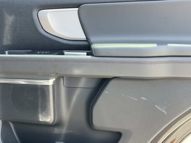 Certified 2025 Ford Expedition Active AWD/4WD image 27