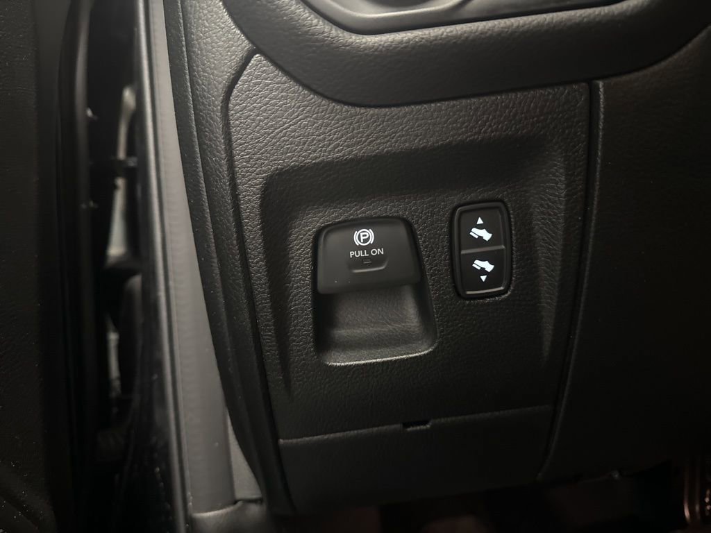 Used 2025 RAM 1500 Big Horn image 37