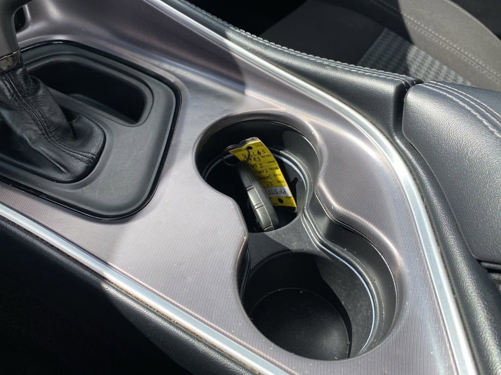 Used 2021 Dodge Challenger SXT image 32