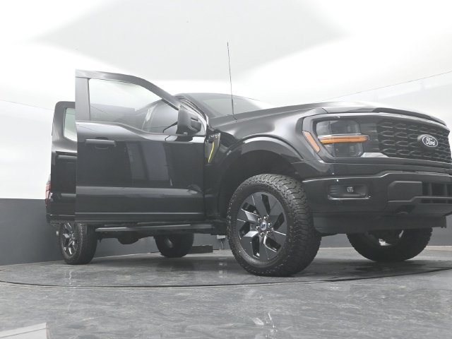 Certified 2025 Ford F150 STX w/ Equipment Group 200A AWD/4WD image 31