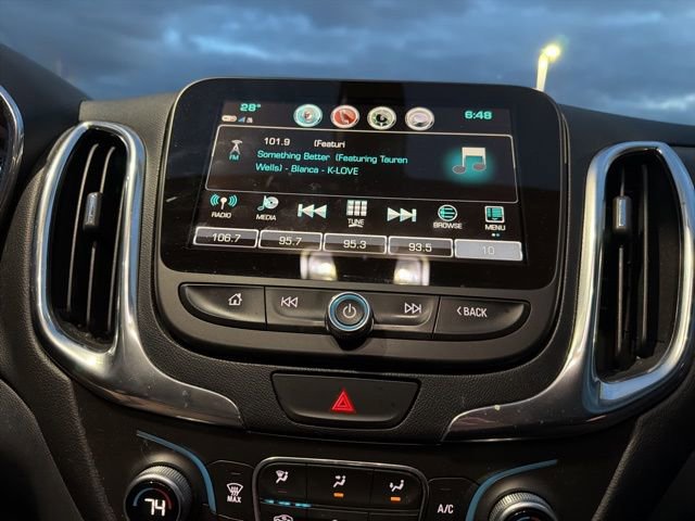 Used 2018 Chevrolet Equinox LT image 24