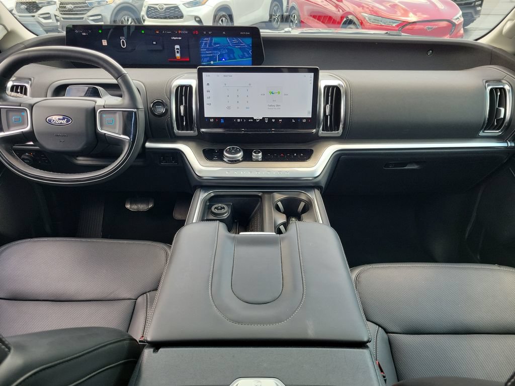 Certified 2025 Ford Expedition Max Platinum AWD/4WD image 11