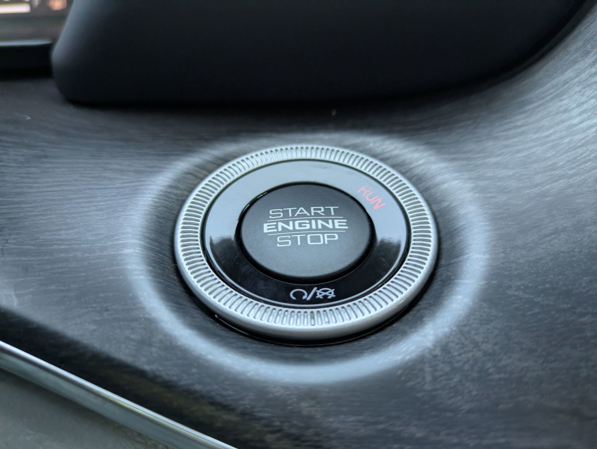 Used 2022 Jeep Grand Cherokee Overland w/ Luxury Tech Group IV image 37