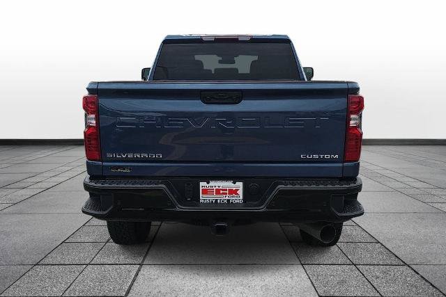 Used 2025 Chevrolet Silverado 2500 Custom w/ Custom Value Package AWD/4WD image 6