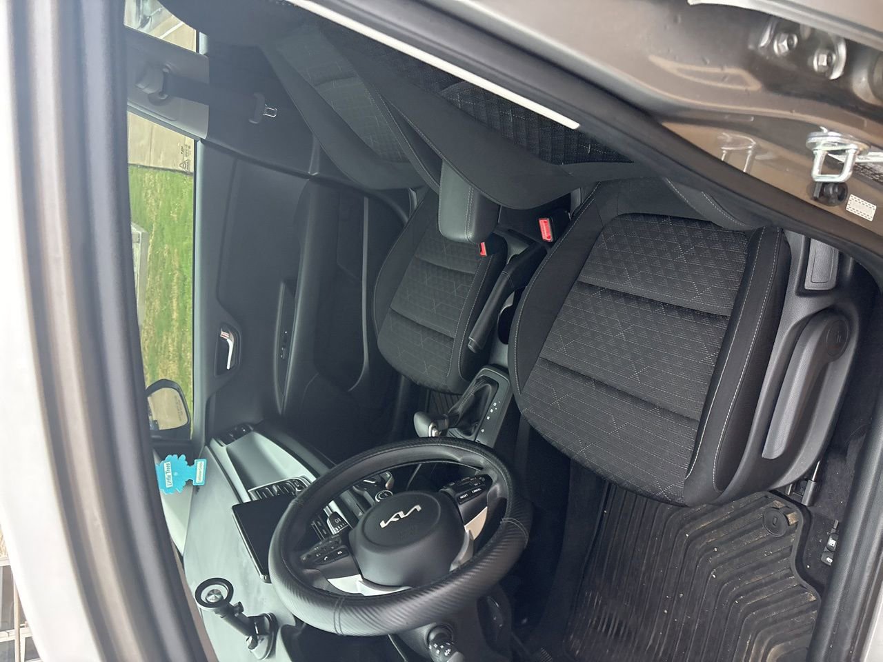 Used 2023 Kia Rio S image 6