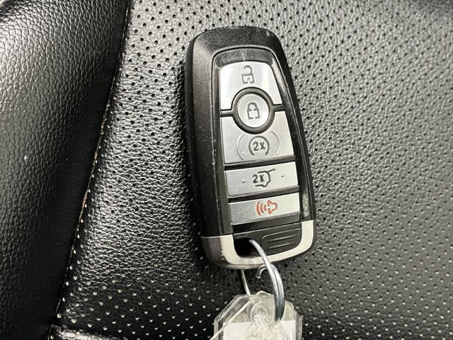 Certified 2020 Ford Escape SEL AWD/4WD image 26