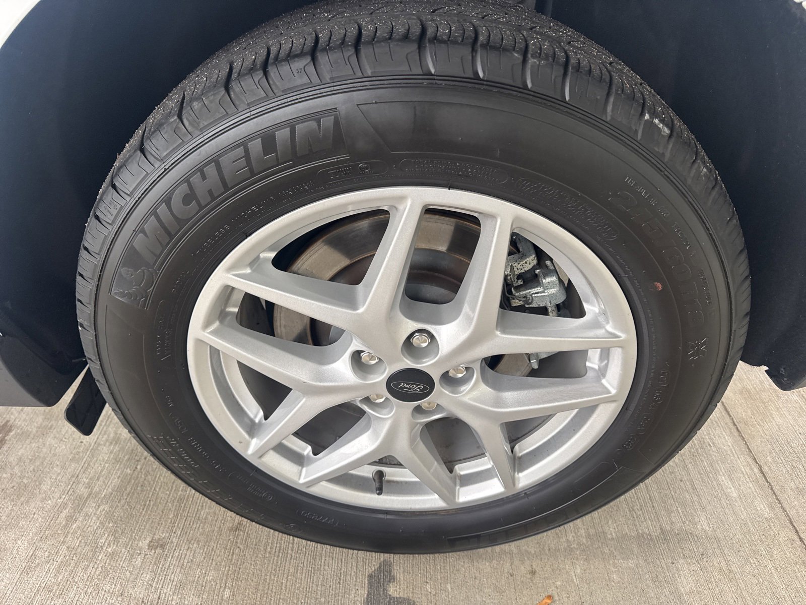 Certified 2024 Ford Edge SEL w/ Convenience Package image 19