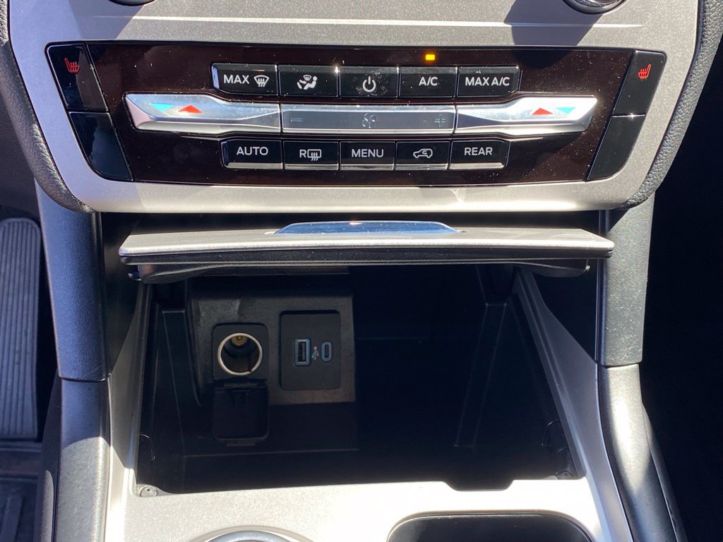 Certified 2022 Ford Explorer XLT w/ Class IV Trailer Tow Package RWD image 19